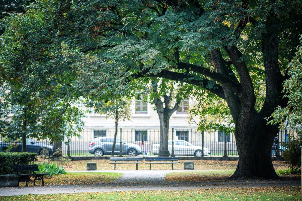 Smart Park View Studio In Heart Of Riga 5 Min To Old Town ภายนอก รูปภาพ