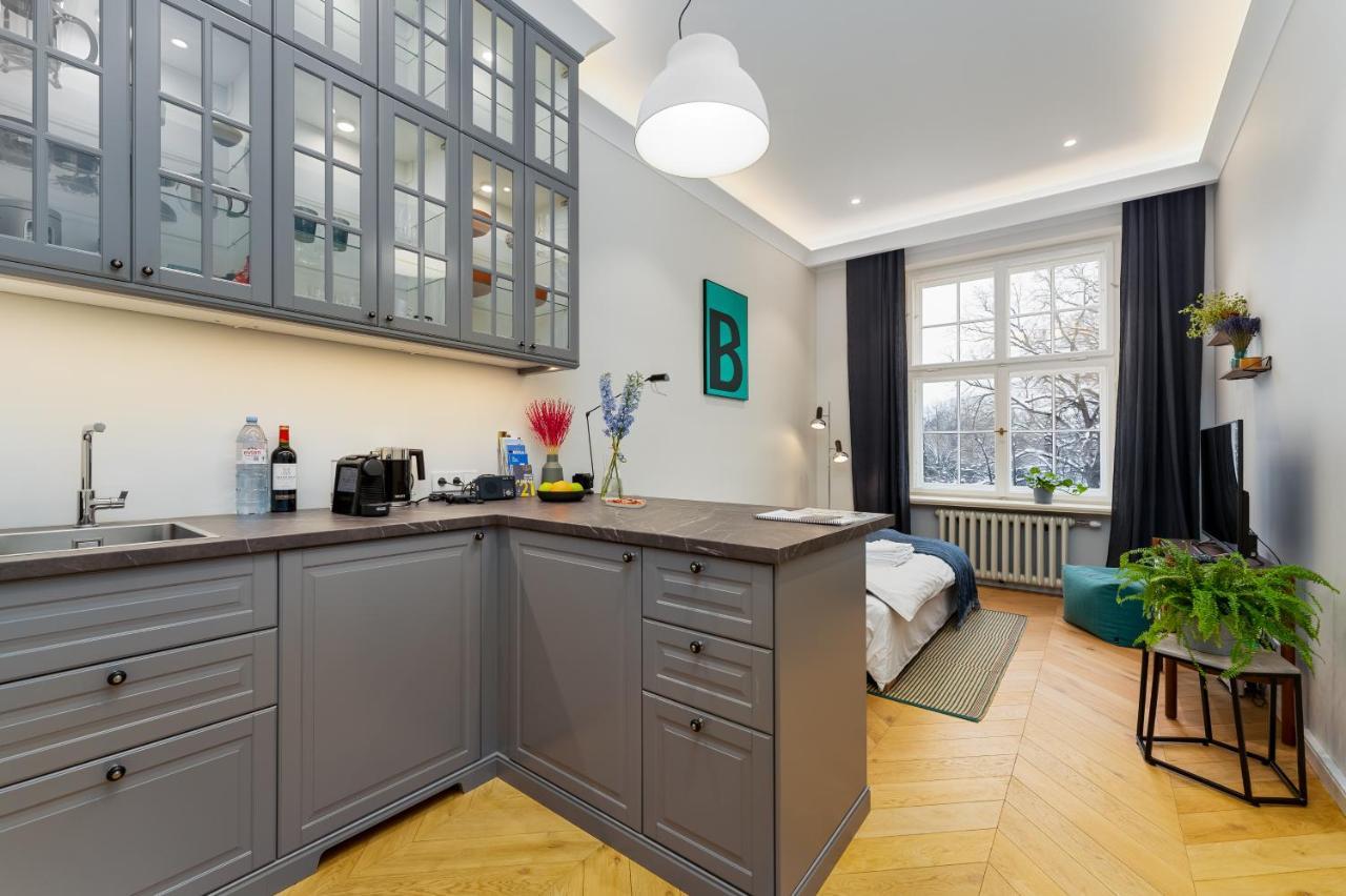 Smart Park View Studio In Heart Of Riga 5 Min To Old Town ภายนอก รูปภาพ